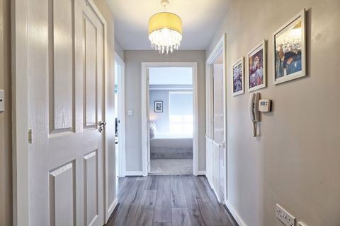 10, Capri House Anglia Way, South Ockendon, RM15 5FL