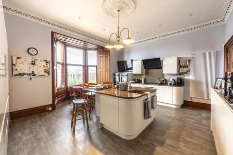 Cromlet Cromlet Drive, Invergordon, IV18 0BA