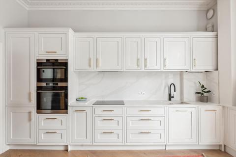 Flat 8, 32 - 34 Sussex Street, London, SW1V 4RL