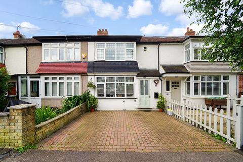 3 bedroom terraced house for sale, Southern Drive, Loughton IG10