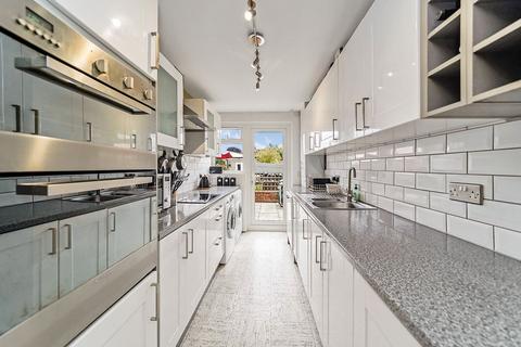 48 Southern Drive, Loughton, IG10 3BU