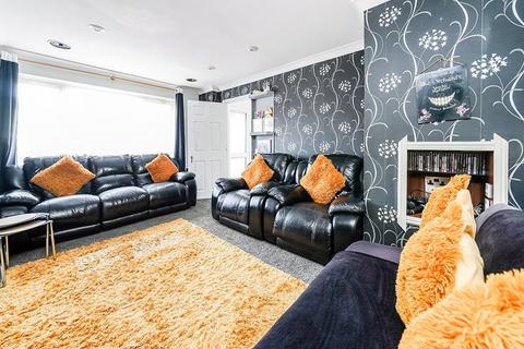 22 Browne Close, Romford, RM5 2HD