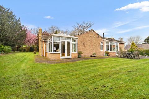 3 bedroom detached bungalow for sale, Aberford Road, Leeds LS26