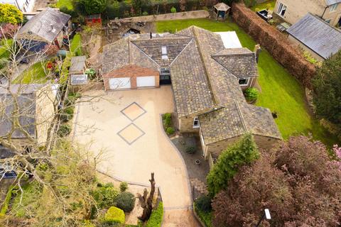 3 bedroom detached bungalow for sale, Aberford Road, Leeds LS26