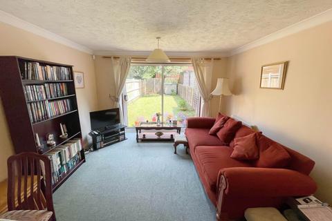 9 Blackthorn Close, Earley, Reading, RG6 1DH