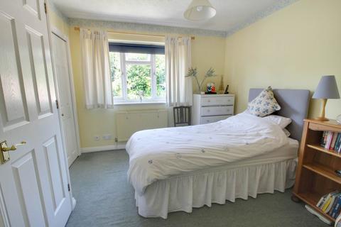 9 Blackthorn Close, Earley, Reading, RG6 1DH