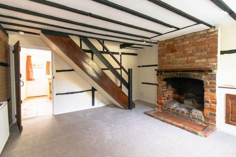 3 bedroom end of terrace house for sale, Whitedown Cottages, Alton