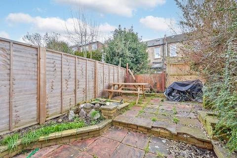 3 bedroom house to rent, Rectory Lane, Tooting, London, SW17