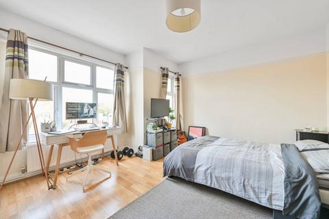 3 bedroom house to rent, Rectory Lane, Tooting, London, SW17