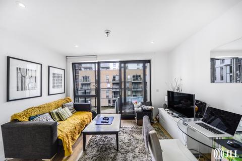 Studio to rent, Casson Apartments, London E14