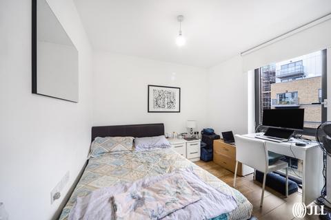 Studio to rent, Casson Apartments, London E14