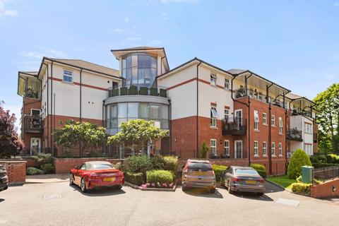 2 bedroom flat for sale, Warwick Road, Knowle, Solihull, West Midlands, B93