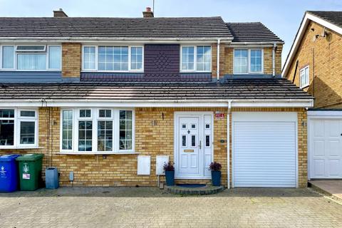 8 Glebe Road, Deanshanger, Milton Keynes, MK19 6LT