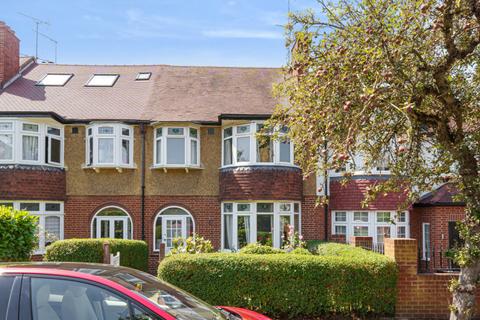 4 Mulgrave Road, London, W5 1LE