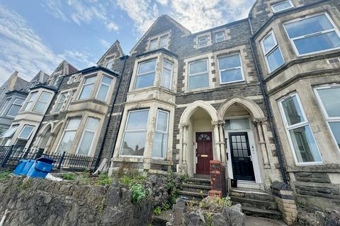 1 bedroom flat to rent, Newport Road, ,