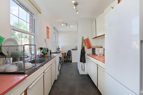 106a Grove Lane, London, SE5 8BJ