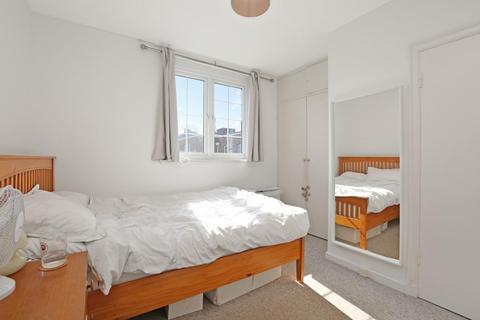 106a Grove Lane, London, SE5 8BJ