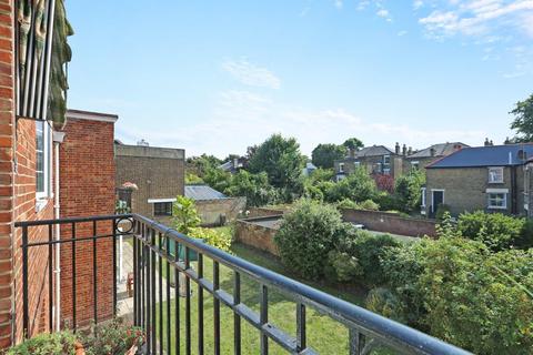 106a Grove Lane, London, SE5 8BJ