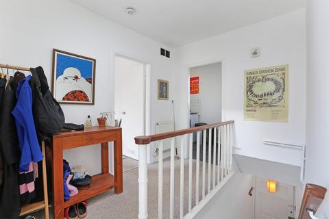 106a Grove Lane, London, SE5 8BJ
