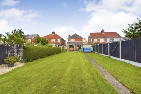 3 bedroom detached house to rent, Beck Lane, Sutton-in-Ashfield, NG17