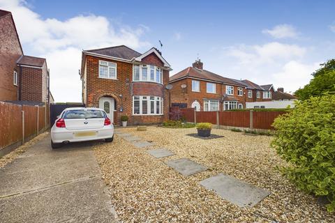 3 bedroom detached house to rent, Beck Lane, Sutton-in-Ashfield, NG17