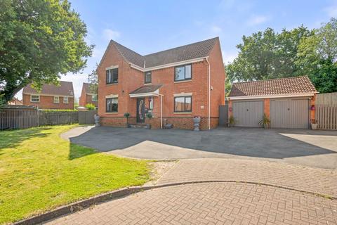 4 bedroom detached house for sale, Prestwick Close, Grantham NG31