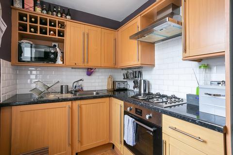 59 Broomside Terrace, Edinburgh, EH12 7ND