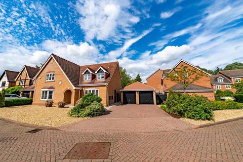 4 bedroom detached house for sale, Langford Gardens, Grantham NG31