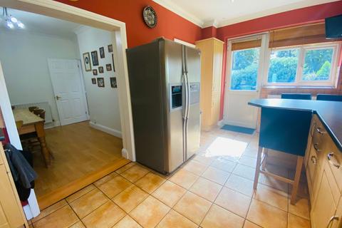 1 Elm Road, Romford, RM7 8HH