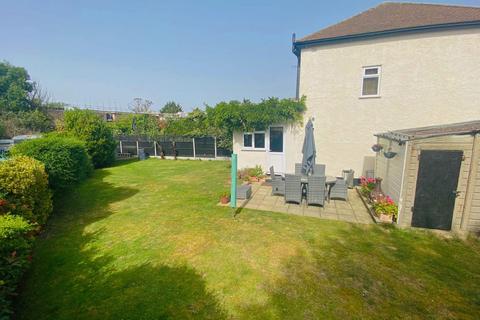 1 Elm Road, Romford, RM7 8HH