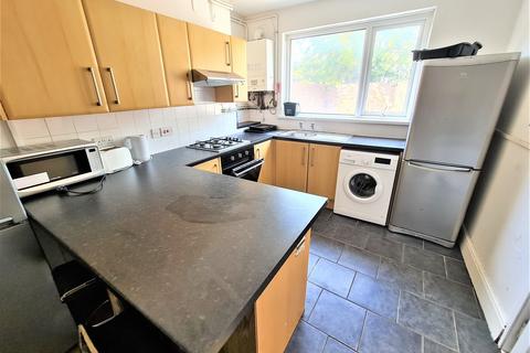 5 bedroom terraced house for sale, Richardson Road, Swansea, City And County of Swansea.