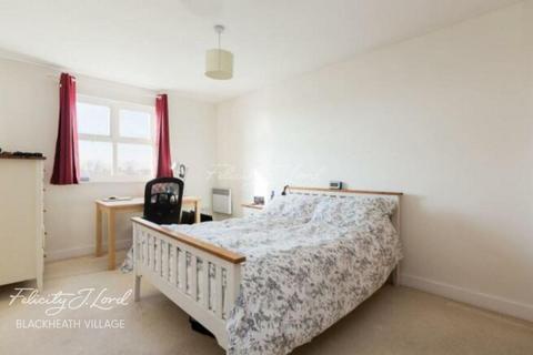 22 Brook Square, London, SE18 4NB