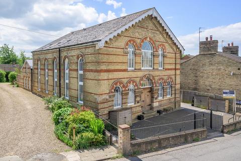 3 bedroom ground floor flat for sale, High Street, Leighton Buzzard LU7