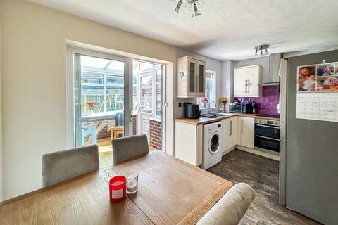 20 Avion Close, Stoke-on-trent, ST3 7QP