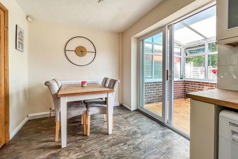20 Avion Close, Stoke-on-trent, ST3 7QP