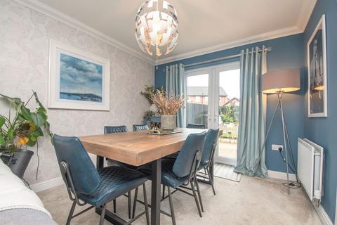 8 Sanderling Drive, Dumfries, DG1 3TU