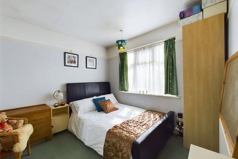34 Macdonald Avenue, Hornchurch, RM11 2NE