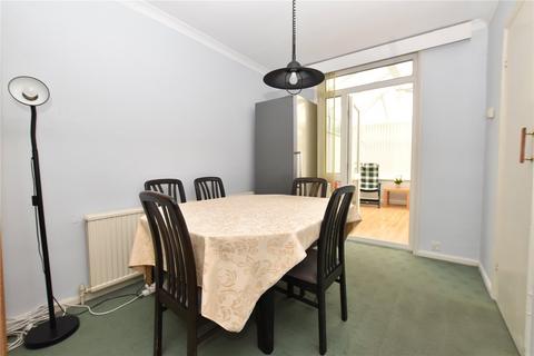 3 bedroom semi-detached house for sale, Carr Manor View, Leeds