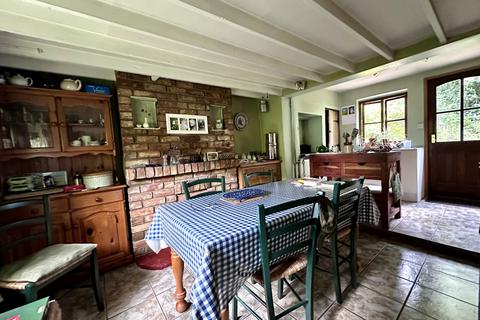 3 bedroom cottage for sale, Main Street, Pymoor, Ely, Cambridgeshire