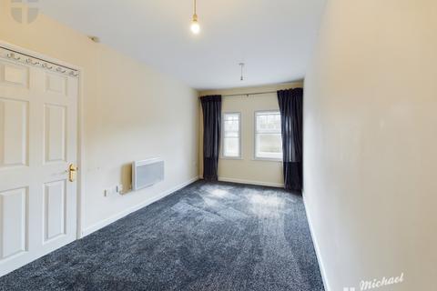 2 bedroom flat to rent, Flat 2 18-20 Cambridge Street, Aylesbury, Buckinghamshire