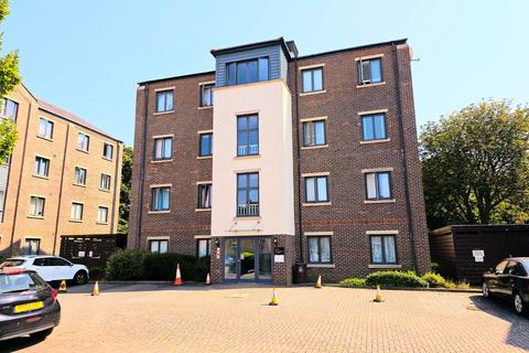 1 bedroom flat for sale, Searle Drive, Hampshire PO12