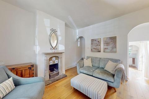 2 bedroom end of terrace house for sale, Rosemary Cottages, SW14