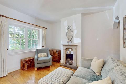 2 bedroom end of terrace house for sale, Rosemary Cottages, SW14