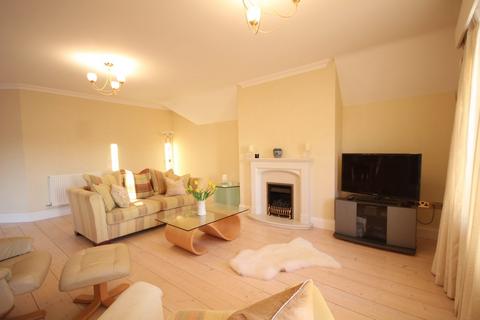 3 bedroom penthouse for sale, Ty Mawr Road, Deganwy LL31