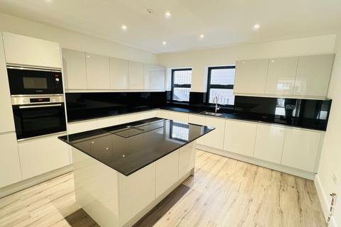 undefined, Silverdale Road , Bushey WD23
