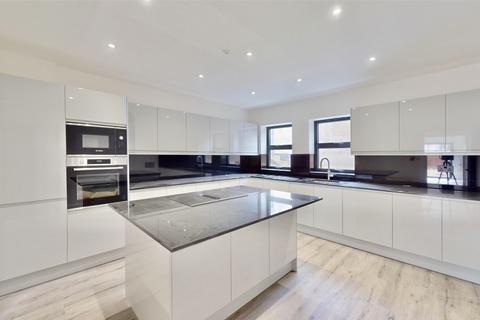 undefined, Silverdale Road , Bushey WD23