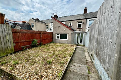 3 bedroom terraced house for sale, Alexandra Road, Ynysddu, NP11