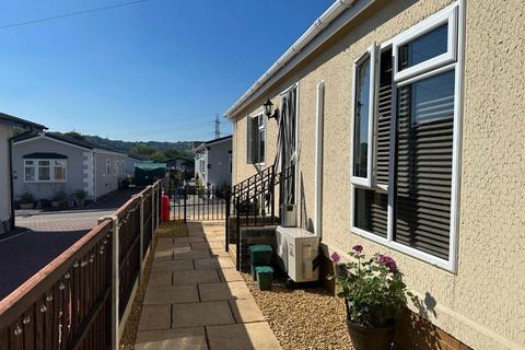 2 bedroom detached bungalow for sale, Pontypridd CF37