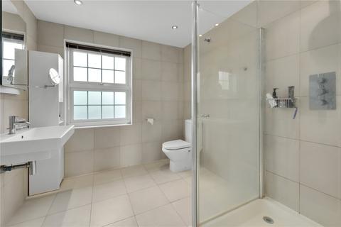 104 Molesey Park Road, East Molesey, KT8 0JX