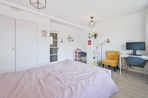 Studio for sale, Trundleys Terrace, Deptford, London, SE8